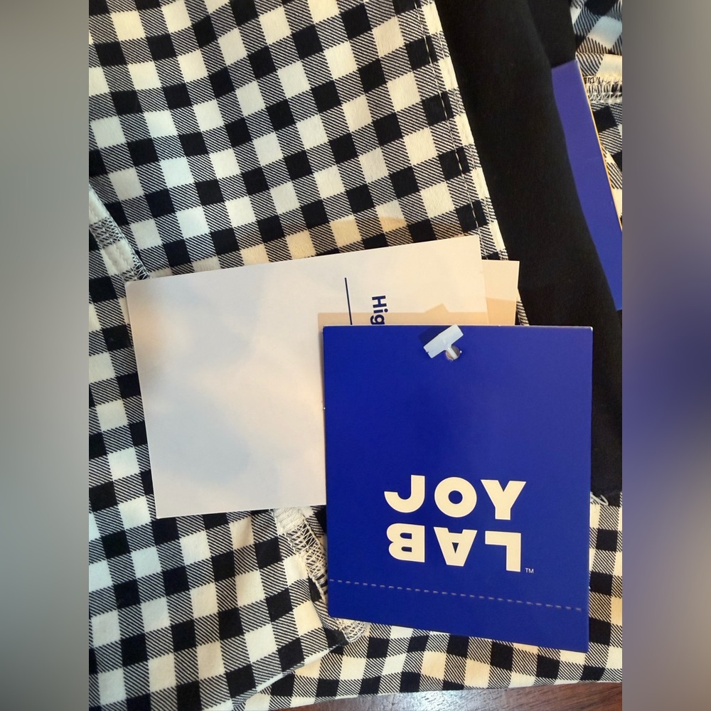 JoyLab- Women’s High Rise Piped 7/8 Leggings Black and White Gingham - Picture 7 of 8
